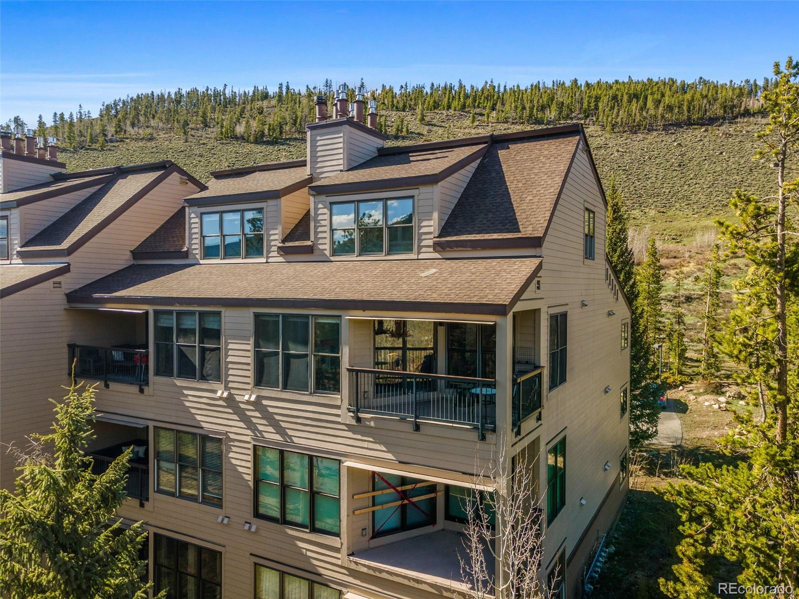 240 Tennis Club Road 1677