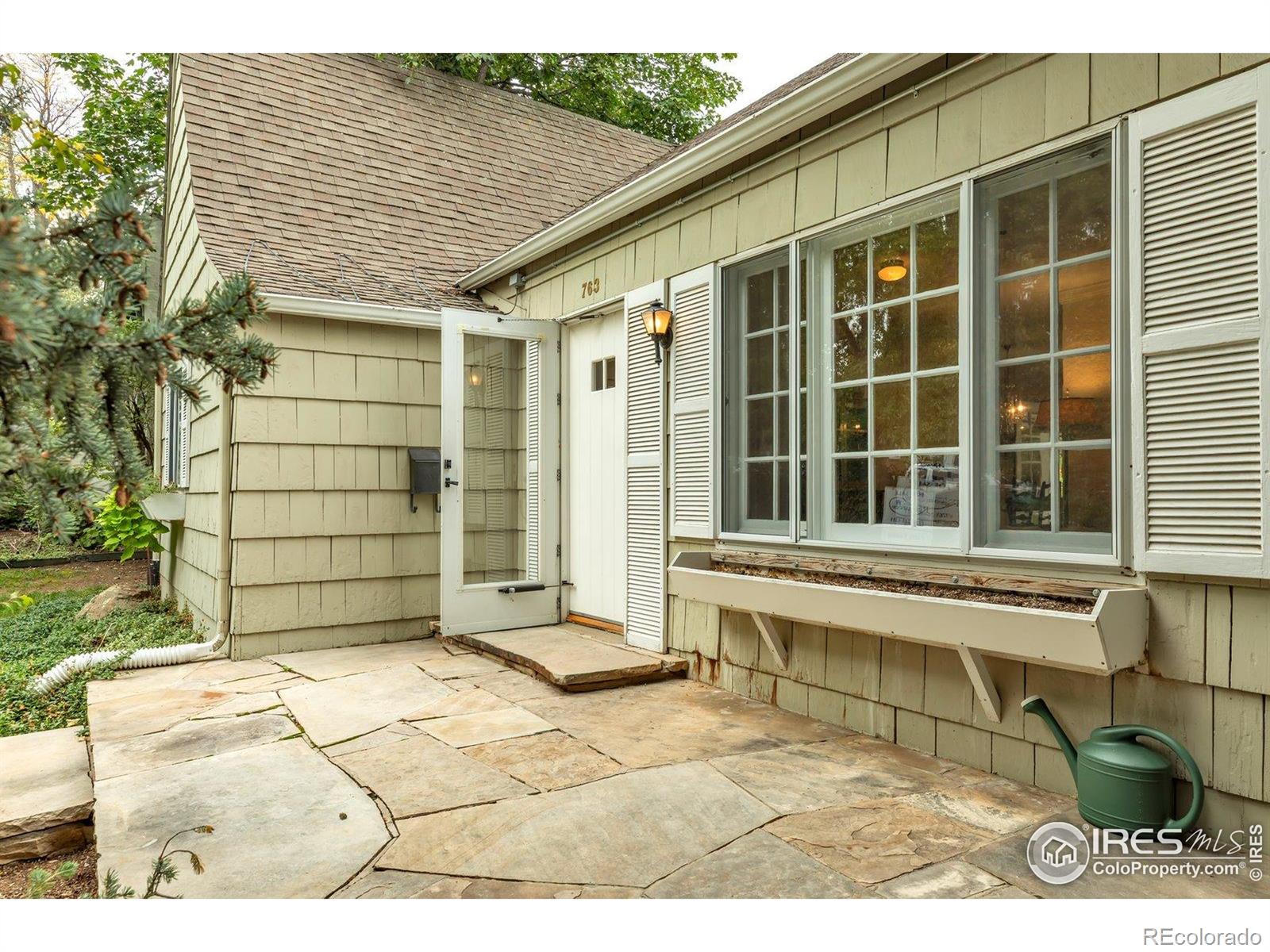 763 Grant Place
