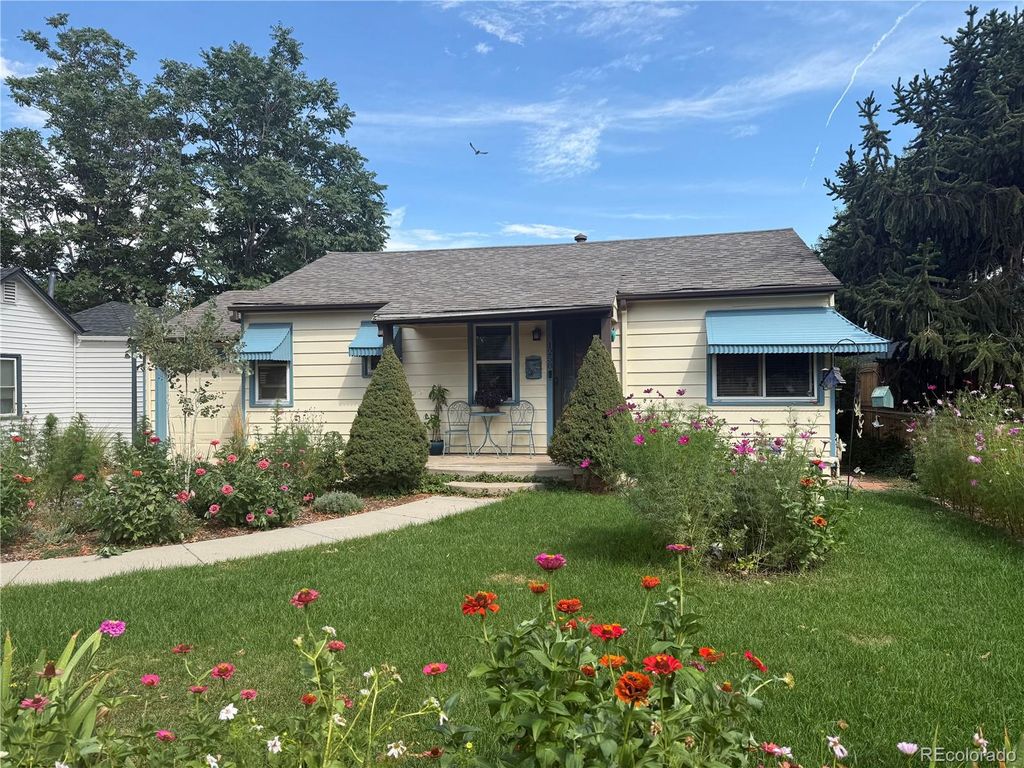 Photo of 1258 Valentia Street, Denver, CO 80220 (MLS # 3076907)