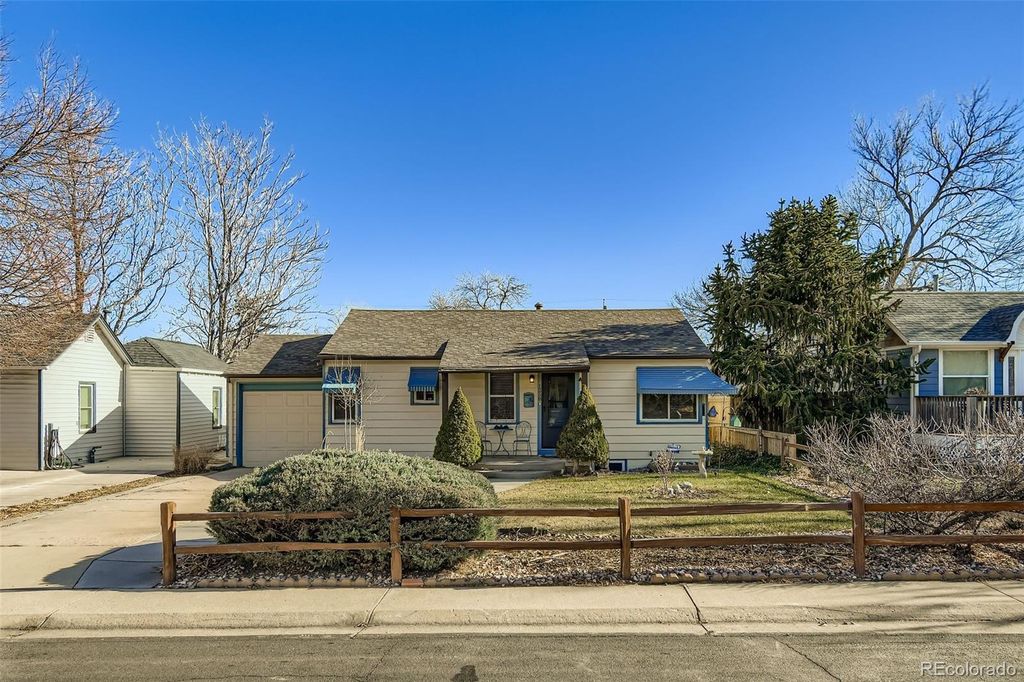 Photo of 1258 Valentia Street, Denver, CO 80220 (MLS # 3076907)