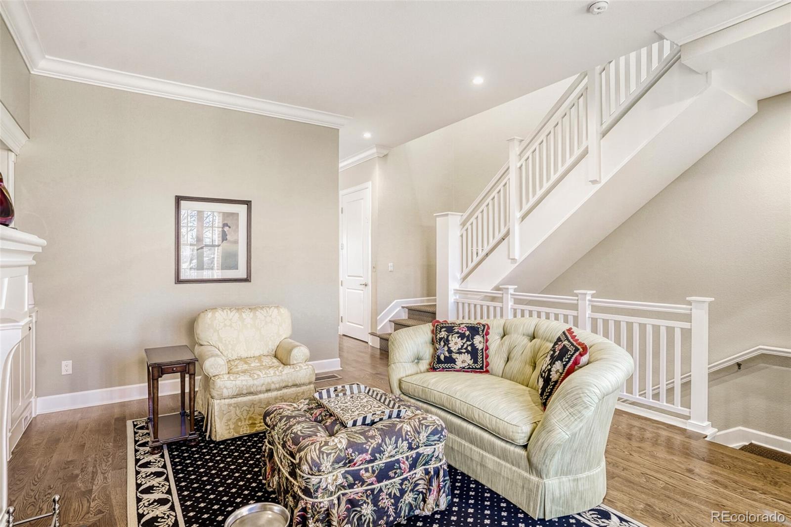 1913 W Lilley Avenue