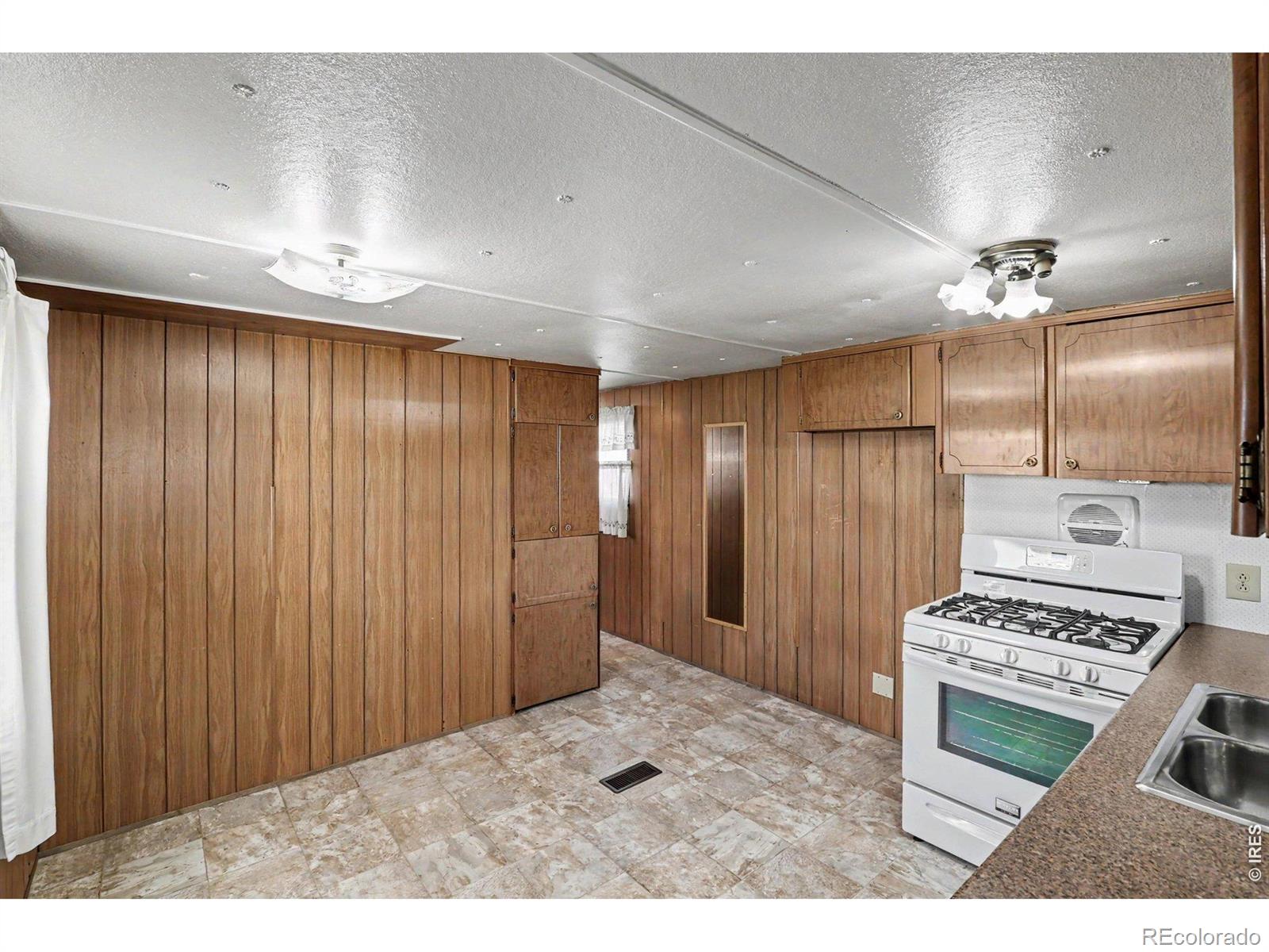 1316 Madeline Court