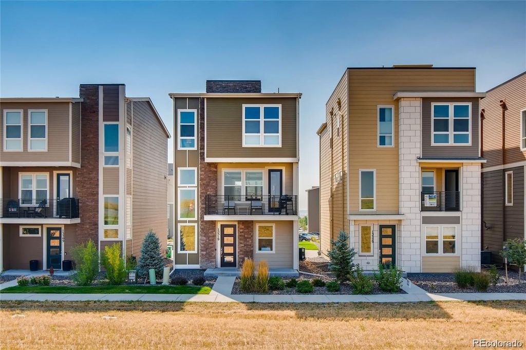 Photo of 13319 Panorama View Lane, Broomfield, CO 80021 (MLS # 4515227)