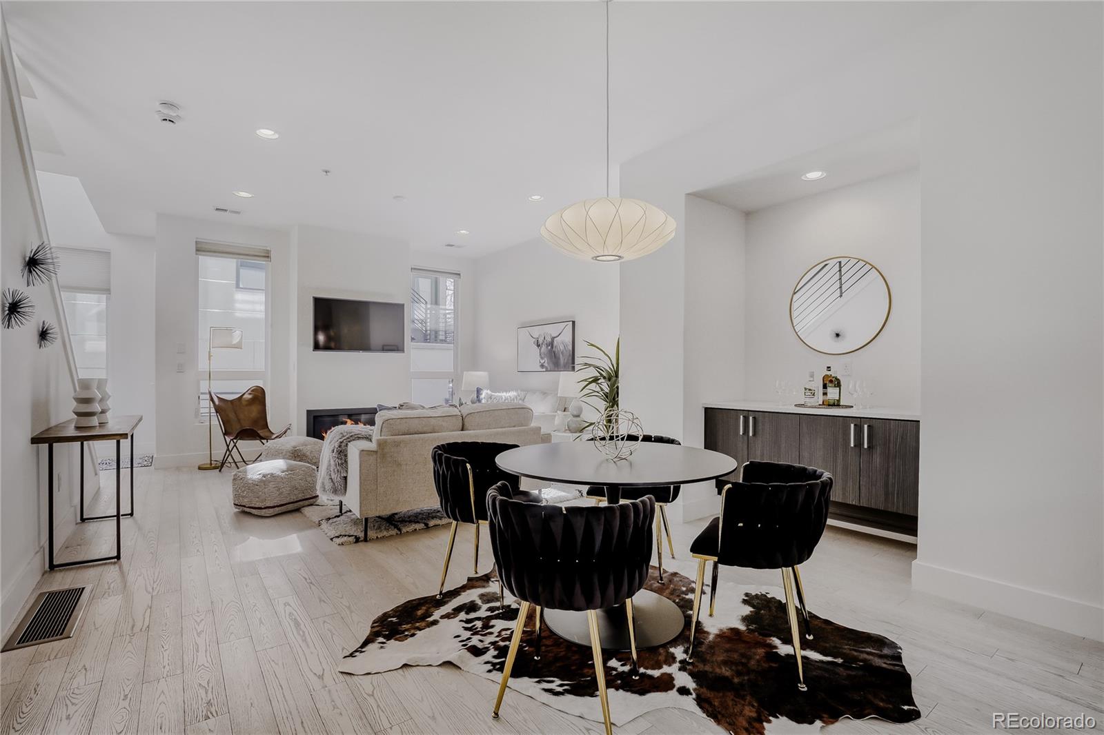 3444 Navajo Street 8