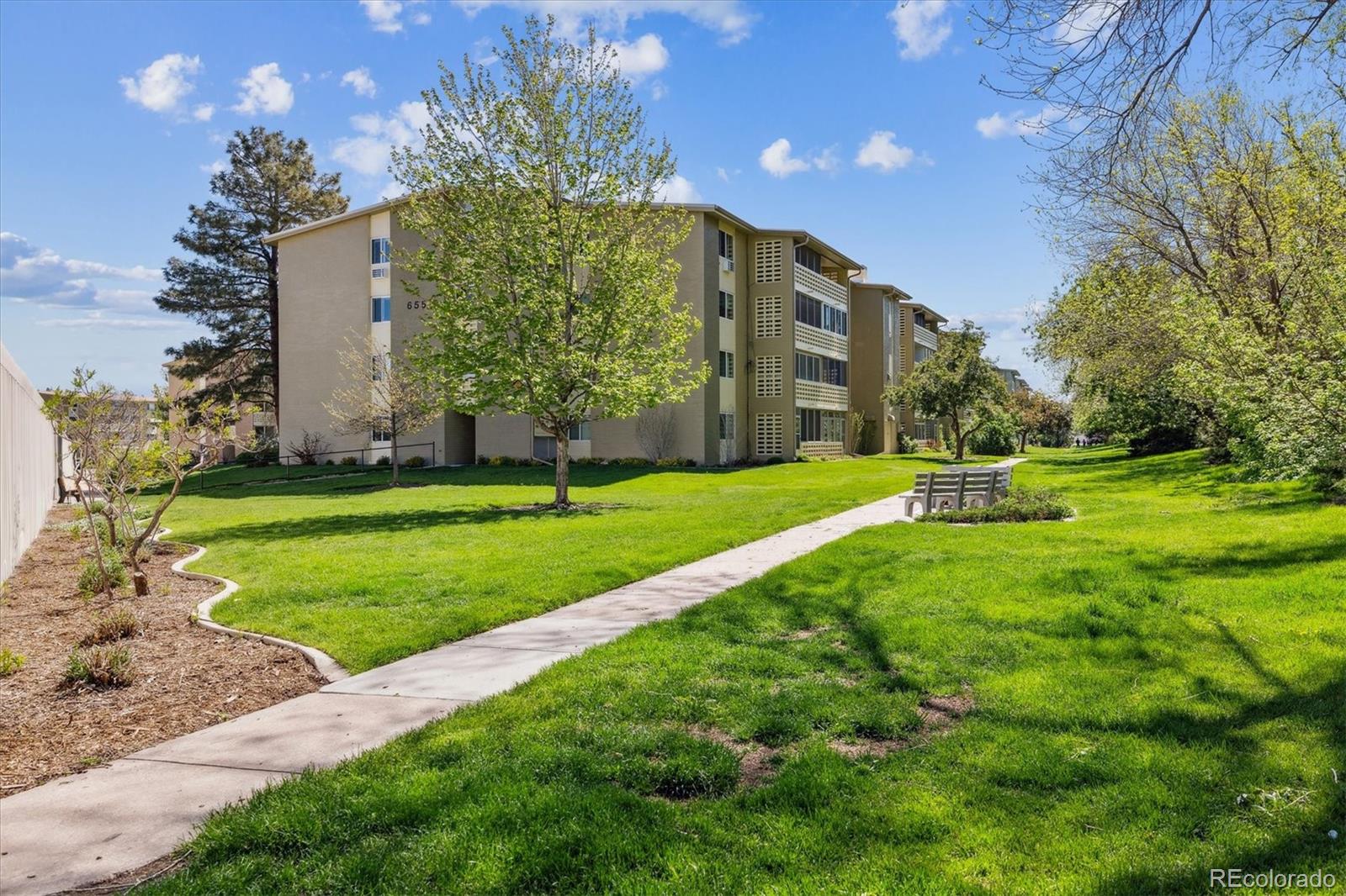 655 S Alton Way 8D
