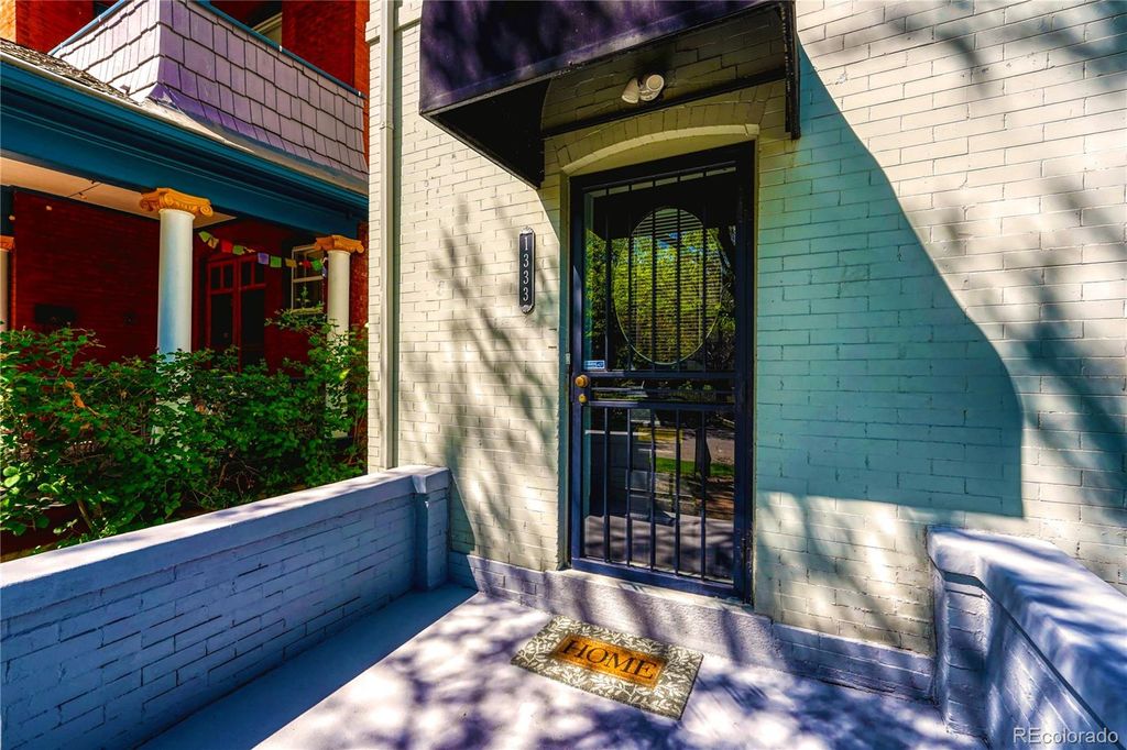 Photo of 1333 Vine Street, Denver, CO 80206 (MLS # 9722567)