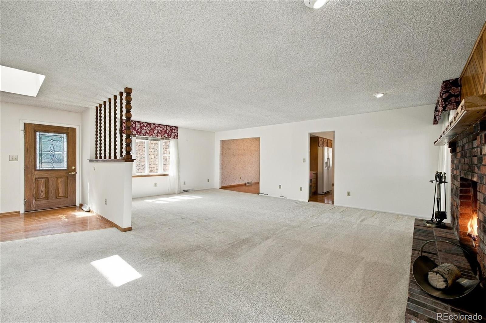 15981 W 56th Place