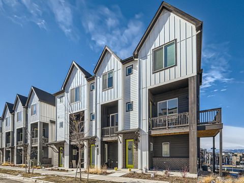 Townhouse in Superior CO 2344 Central Park Way 27.jpg