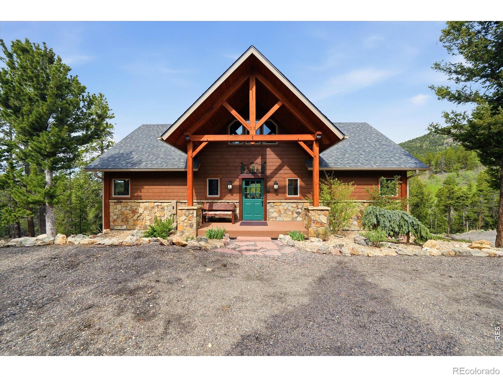 672 Paradise Valley Parkway