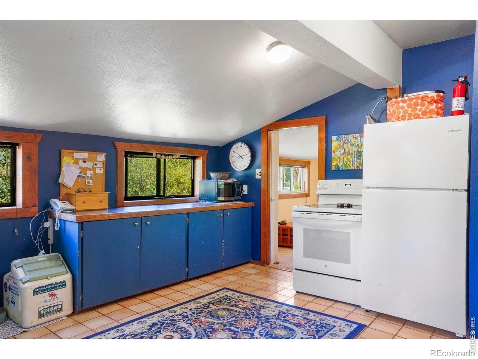 1410 Caribou Road