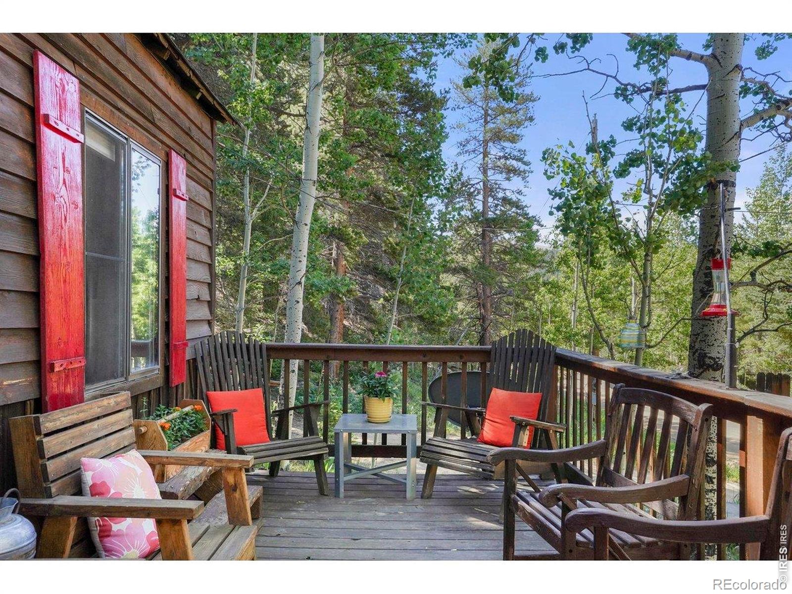 1410 Caribou Road