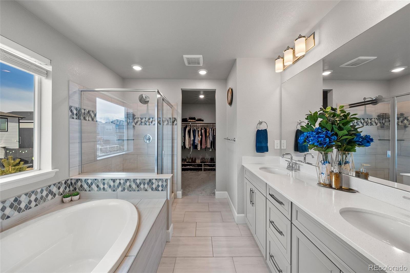 3807 Red Valley Lane