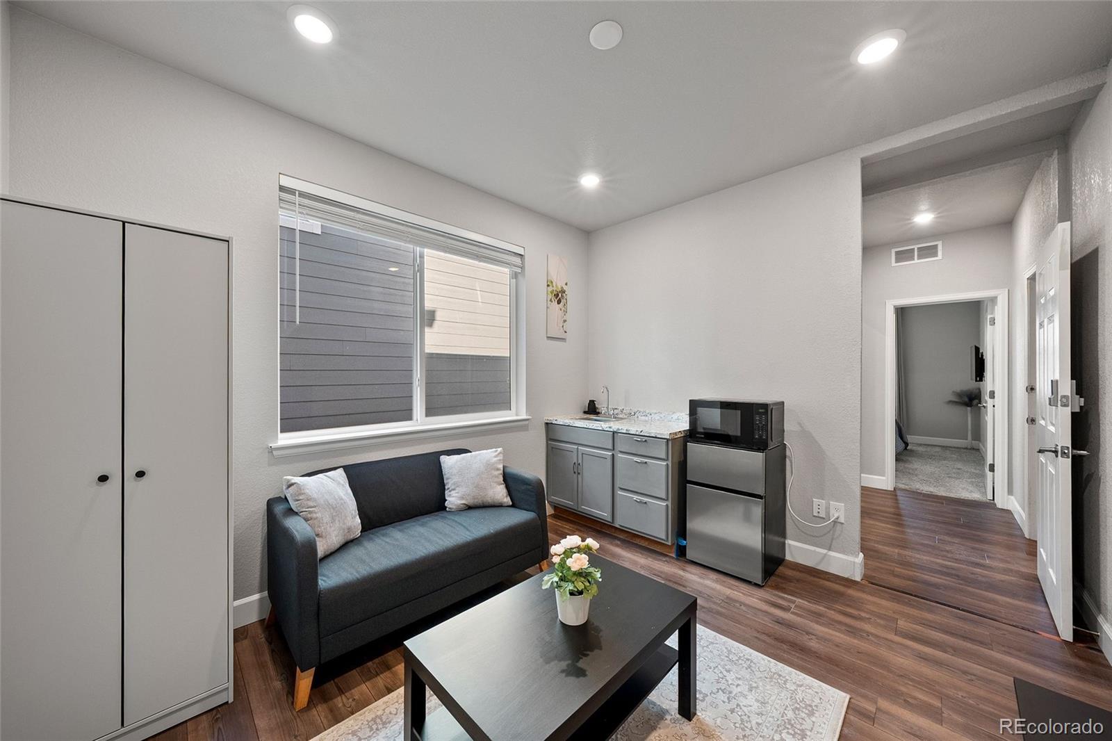 3807 Red Valley Lane
