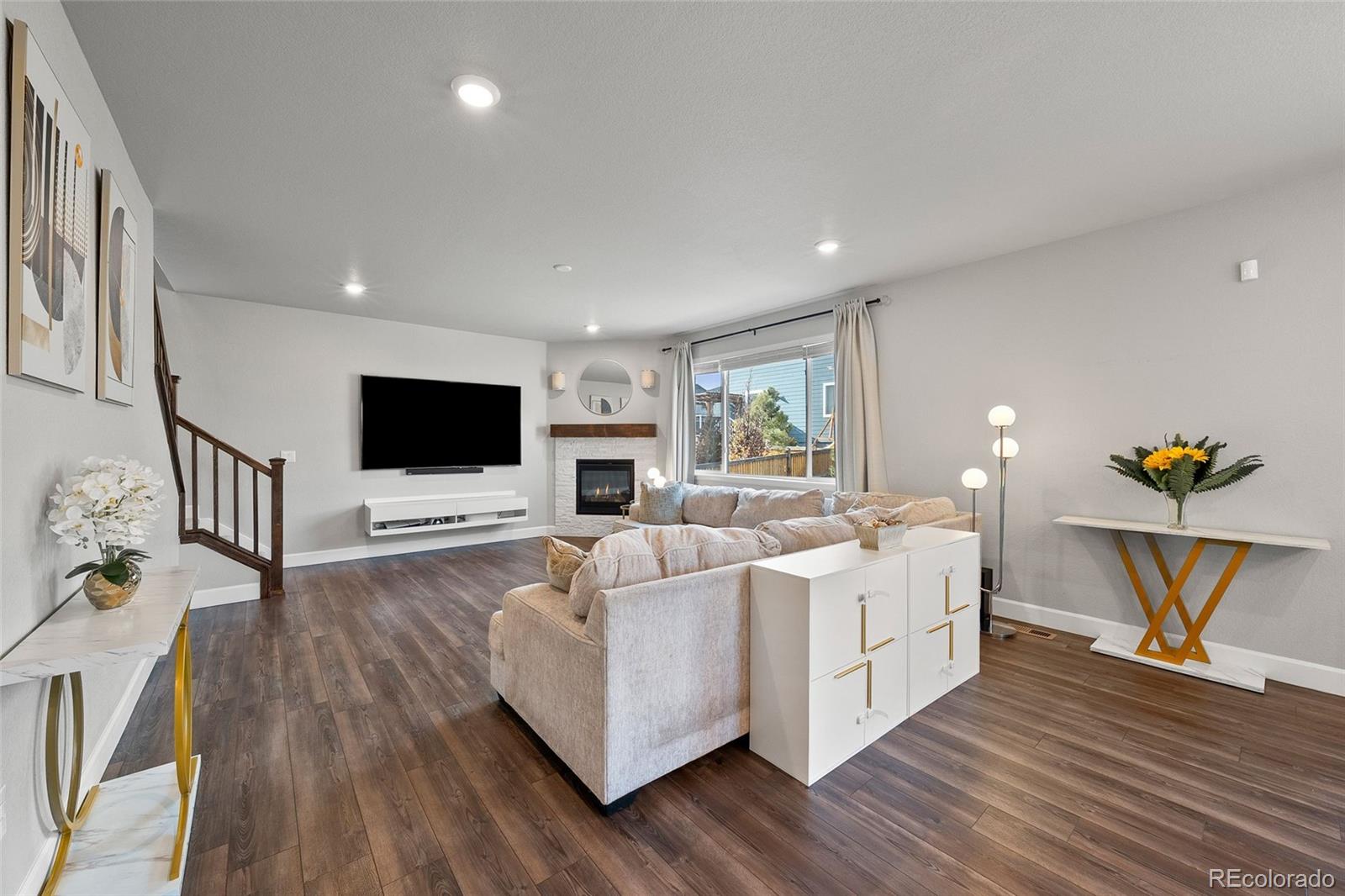 3807 Red Valley Lane