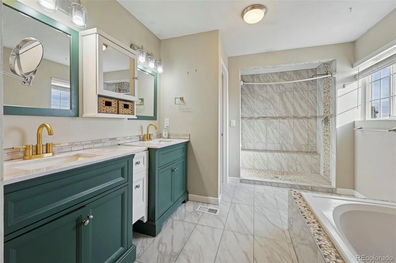 Fountain, Colorado 80817, United States, 6 Bedrooms Bedrooms, ,3 BathroomsBathrooms,Residential,Active,253176