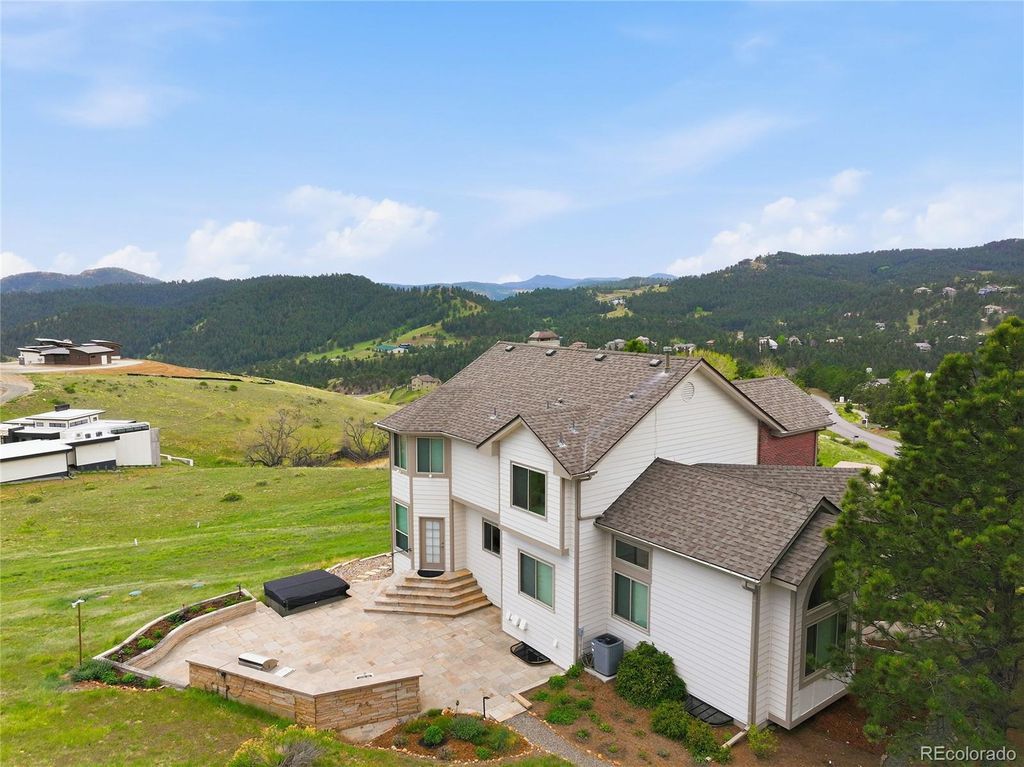 Photo of 466 Monte Vista Road, Golden, CO 80401 (MLS # 8229016)