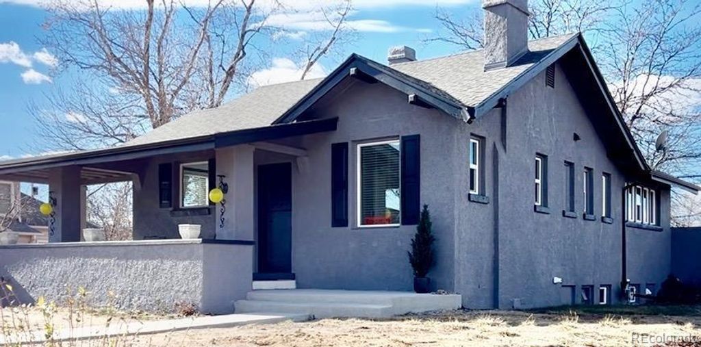 Photo of 4001 S Acoma Street, Englewood, CO 80110 (MLS # 8998294)