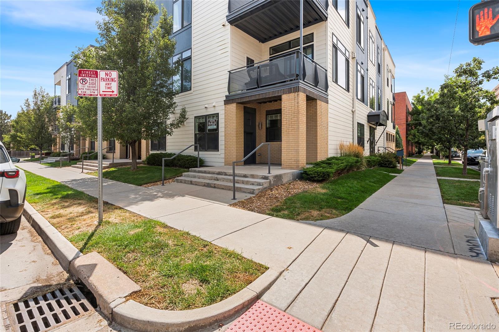 336 E 1st Avenue 110