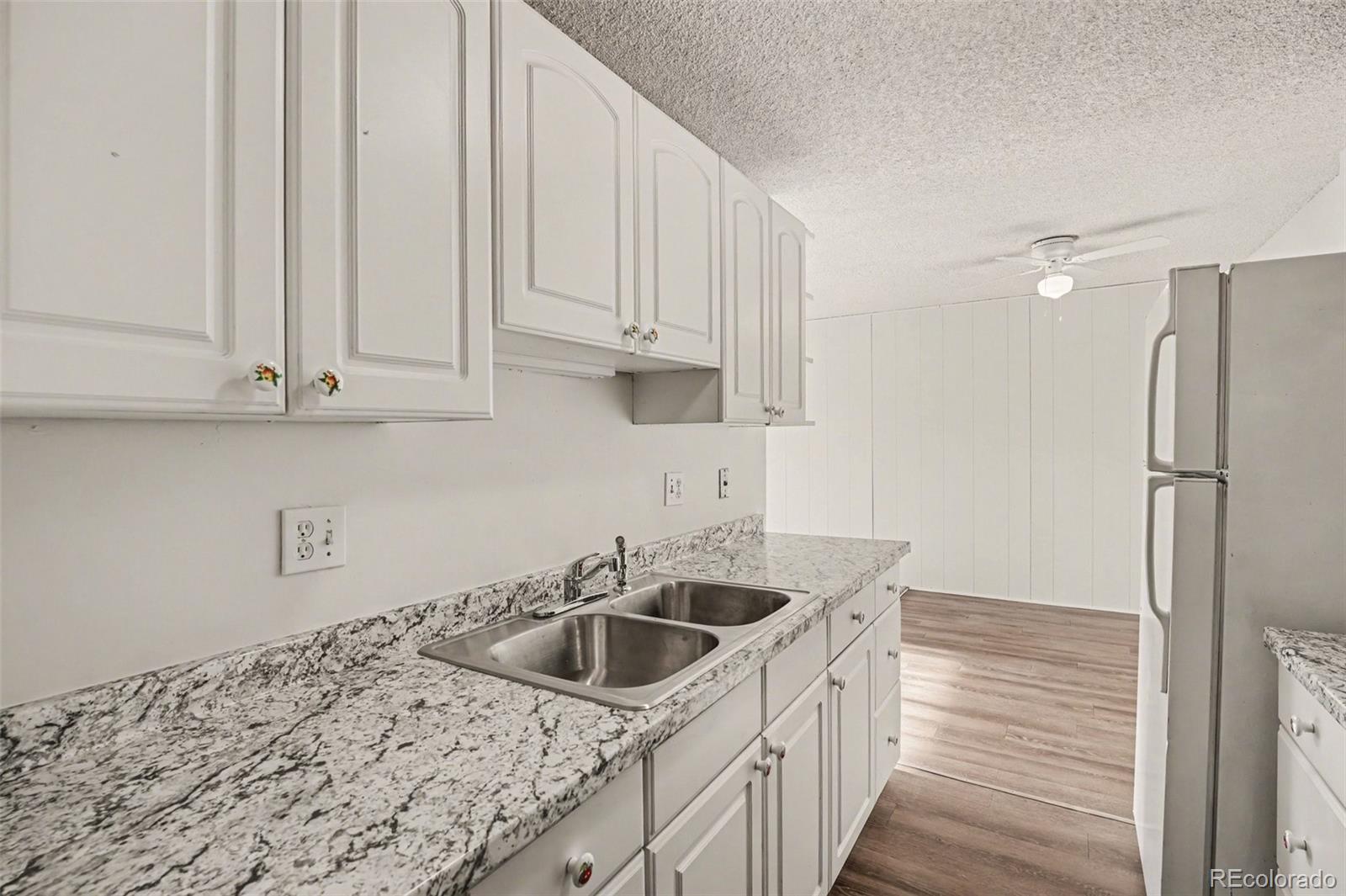 10211 Ura Lane 3-201