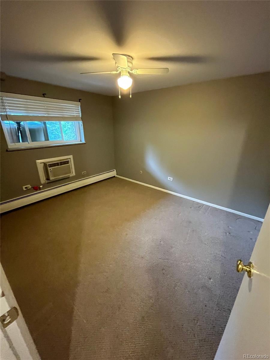 1245 N Race Street 306