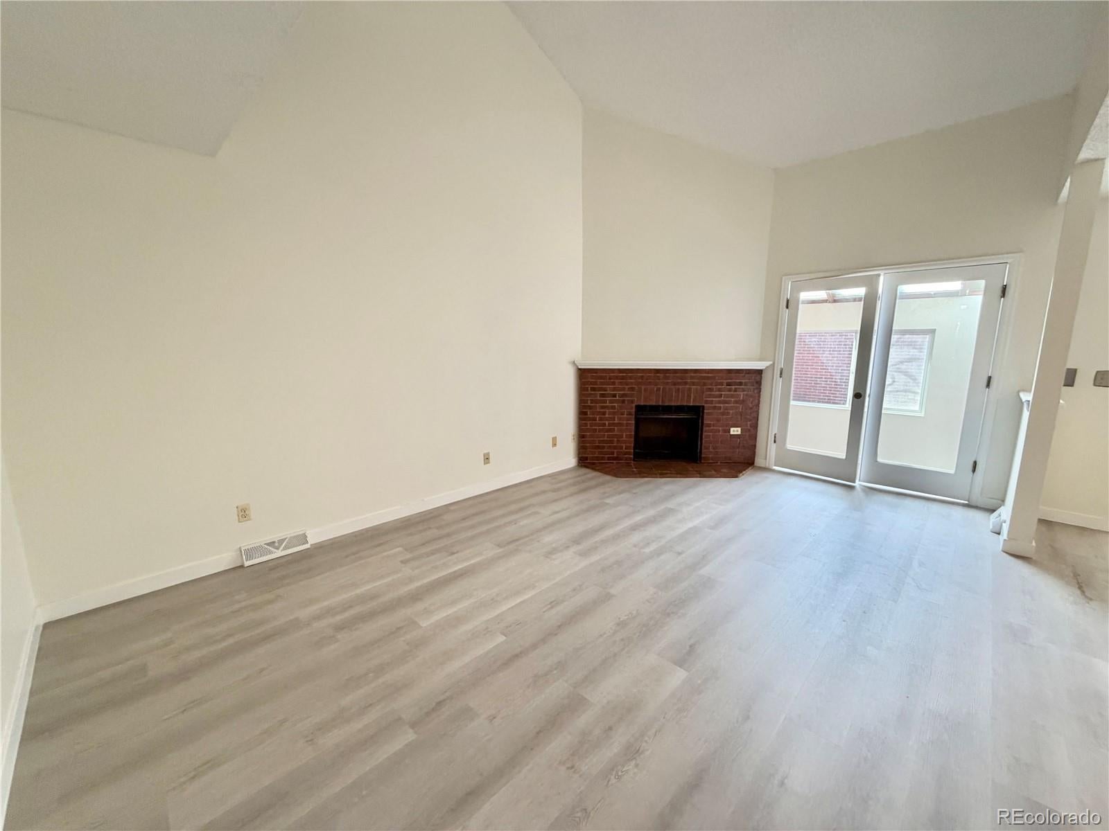 12232 E 2nd Drive