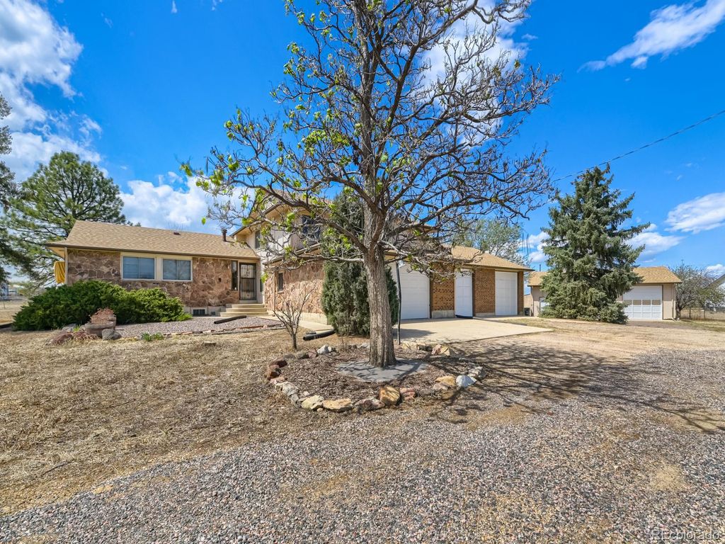 Photo of 1265 W 156th Avenue, Broomfield, CO 80023 (MLS # 1896254)