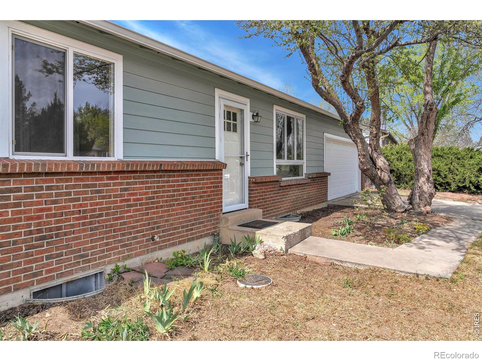 4493 Canterbury Drive