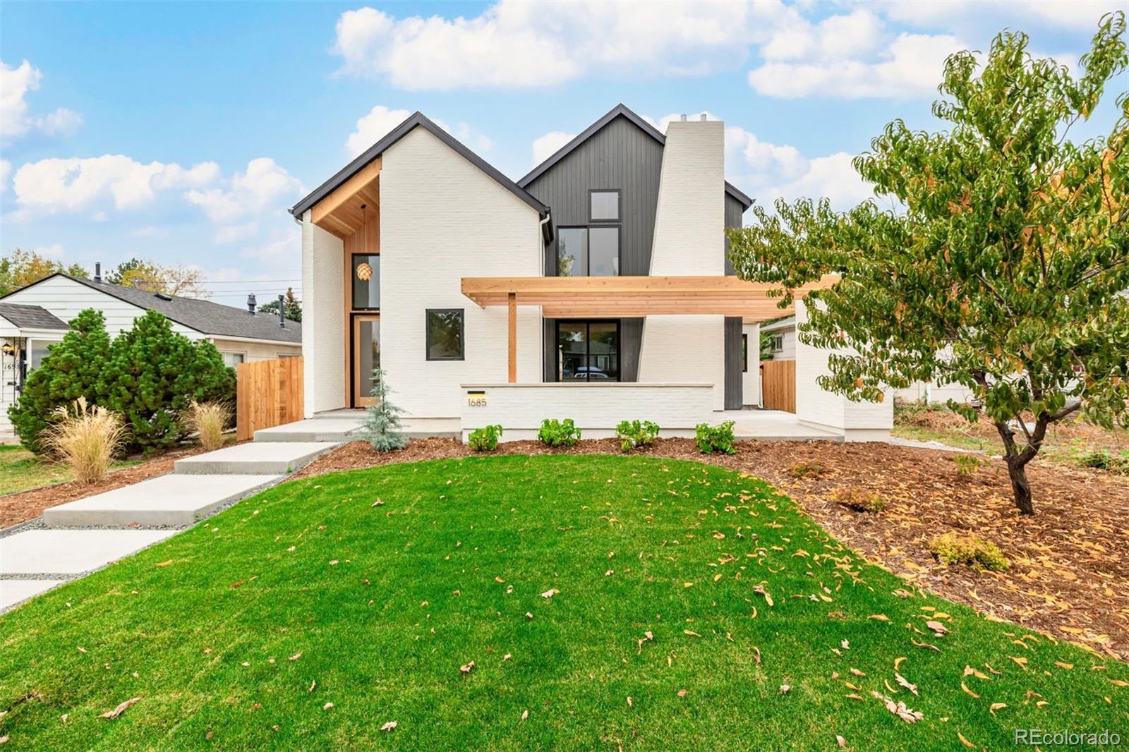 1685 S Milwaukee Street