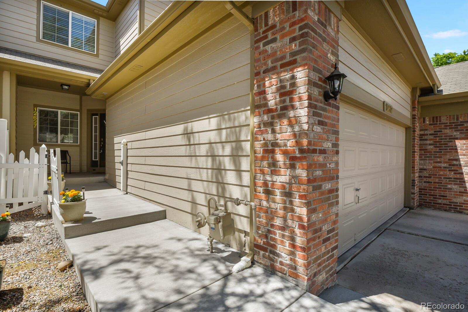 12627 James Point