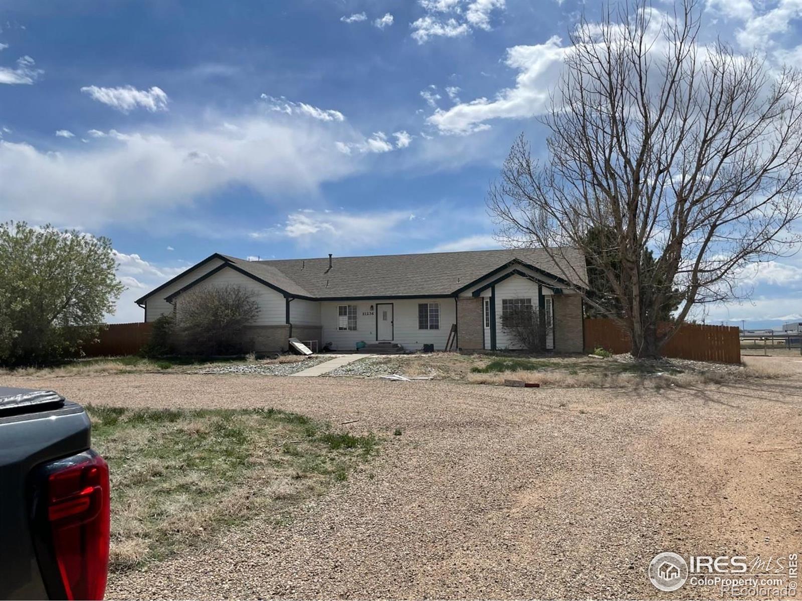 11236 Hillcrest Drive