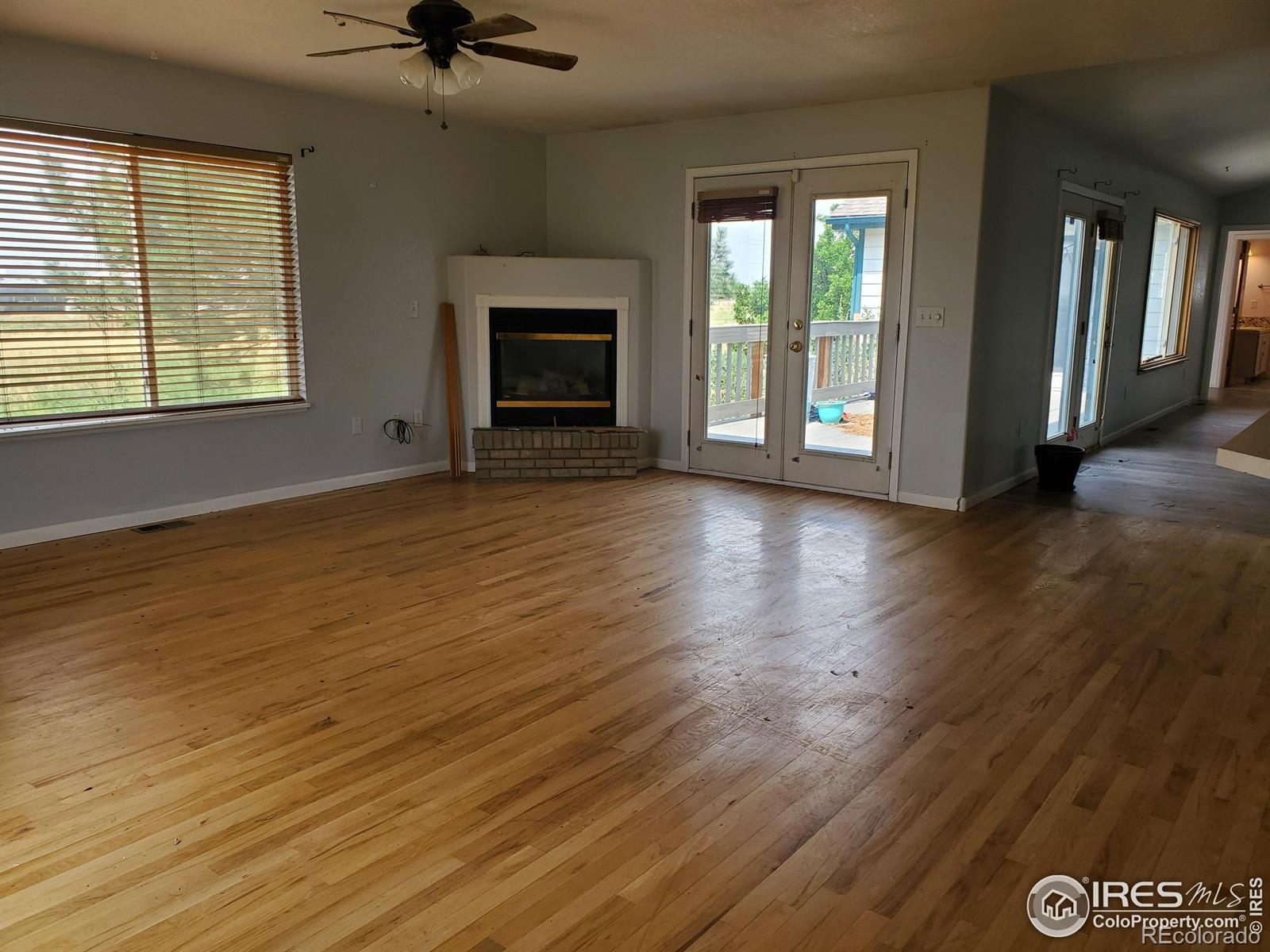 11236 Hillcrest Drive