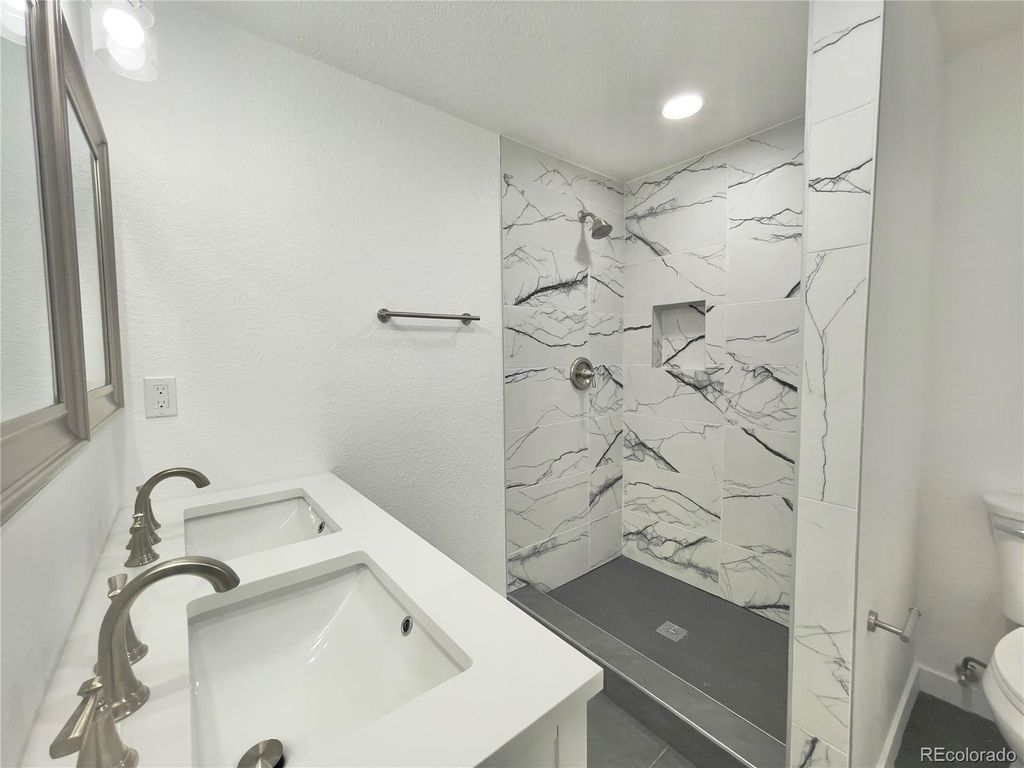 Photo of 925 Kohl Street, Broomfield, CO 80020 (MLS # 5479198)