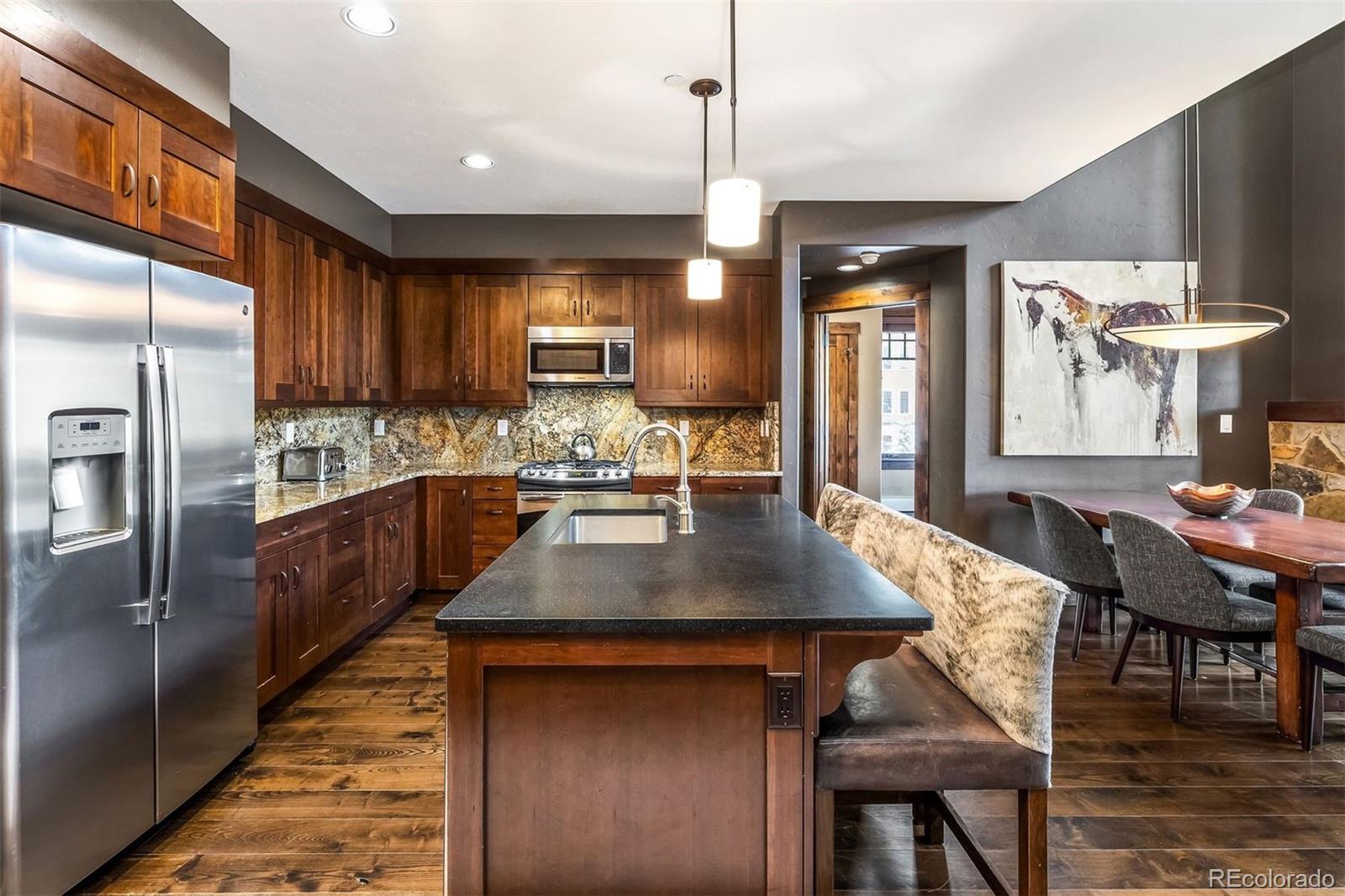 600 Columbine Road 5305