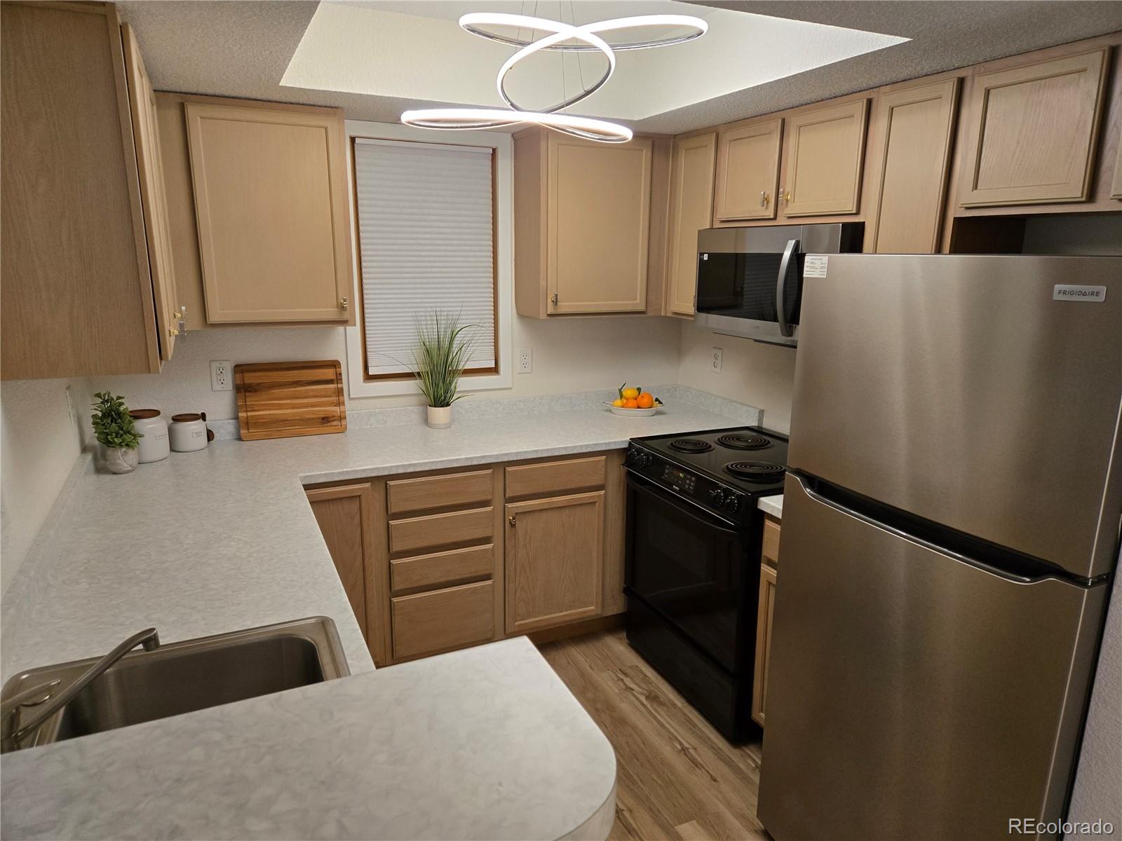 2802 Sundown Lane 103