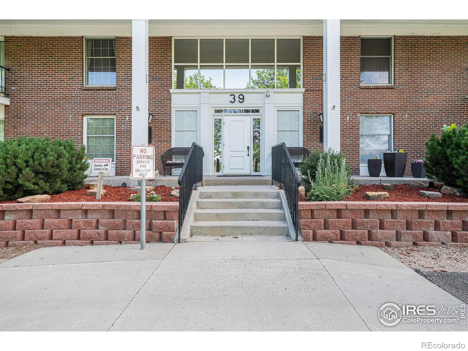 39 Ward Drive 202