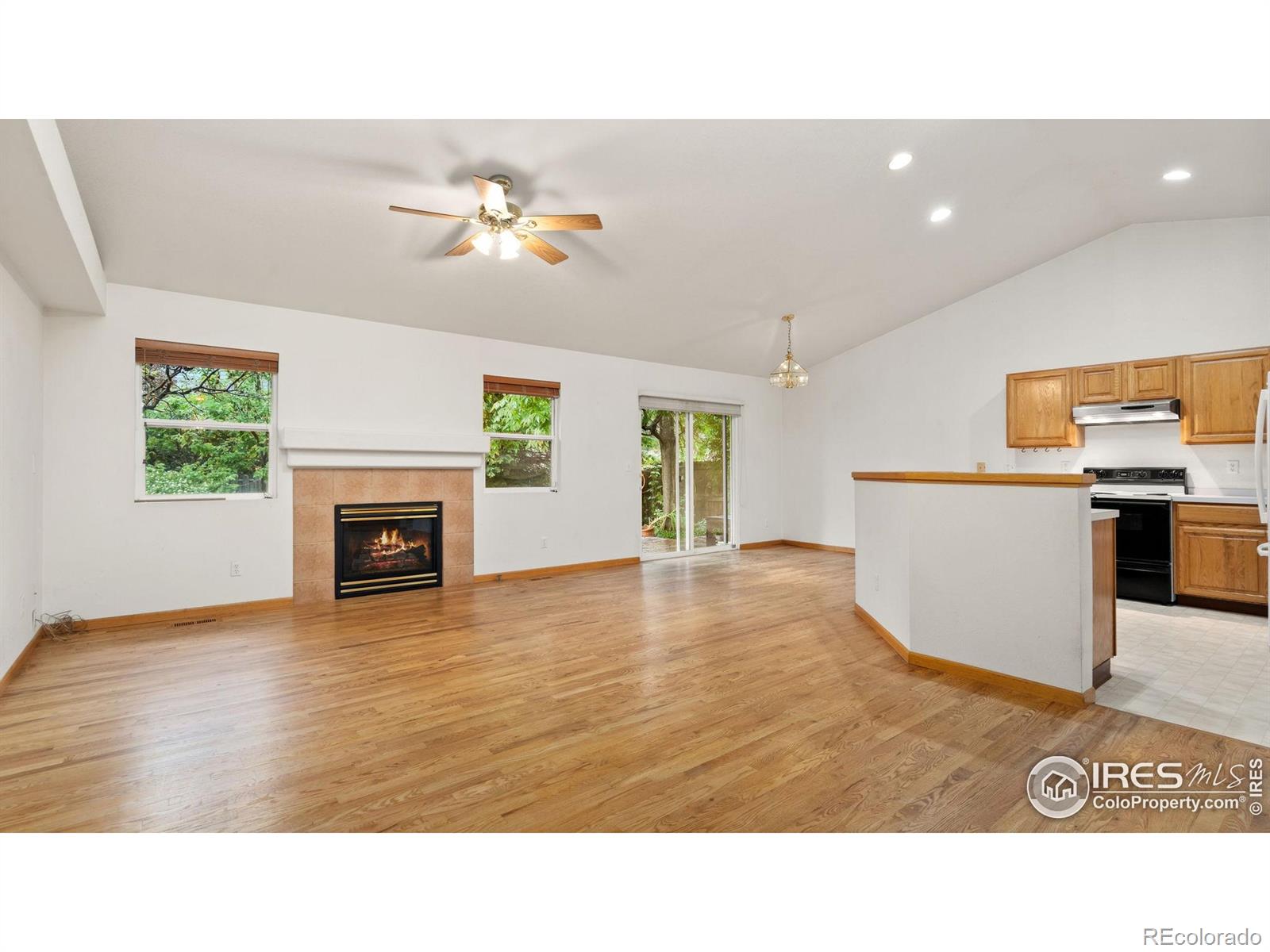 2833 Sunstone Drive