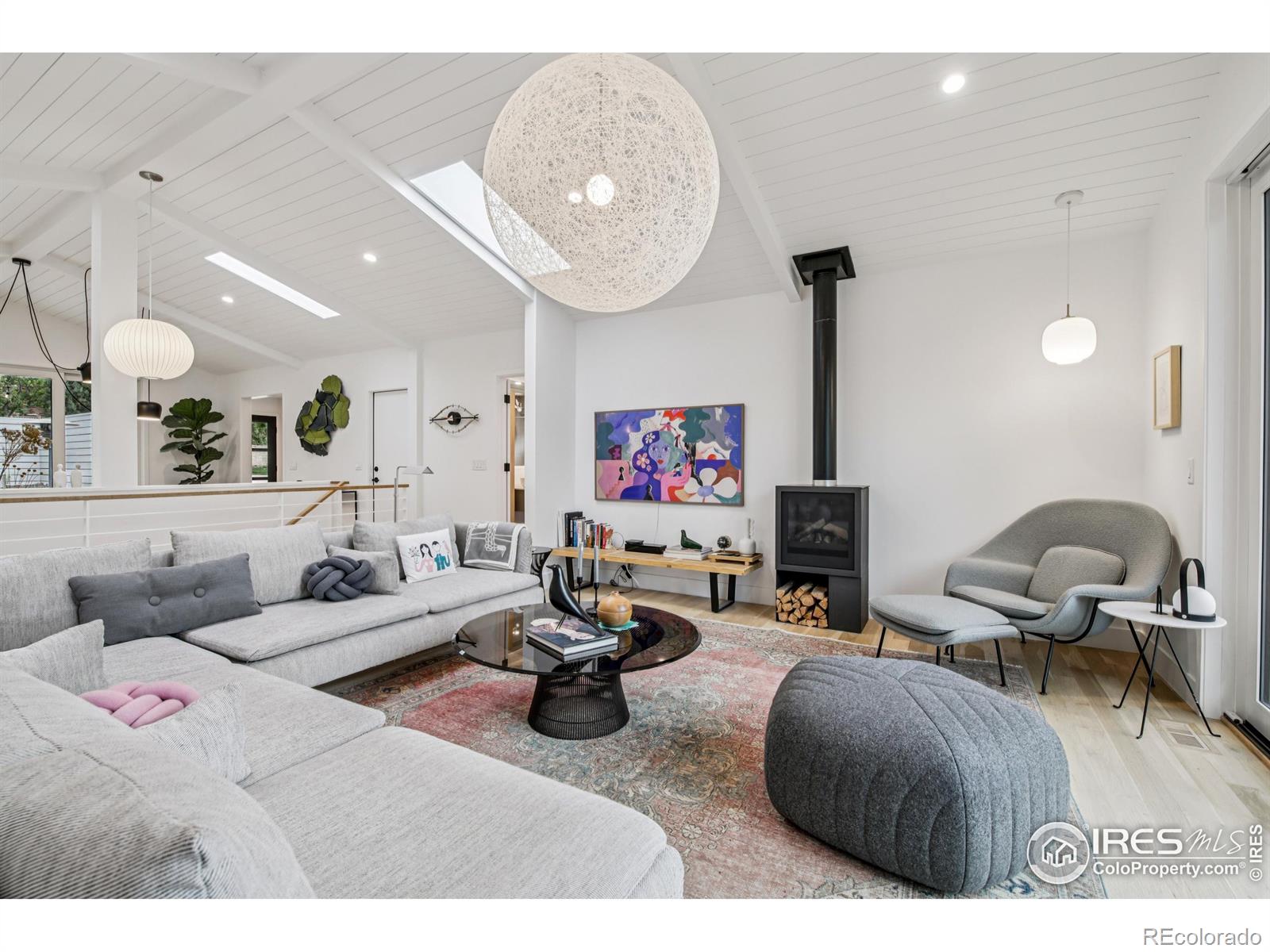 1430 Moss Rock Place