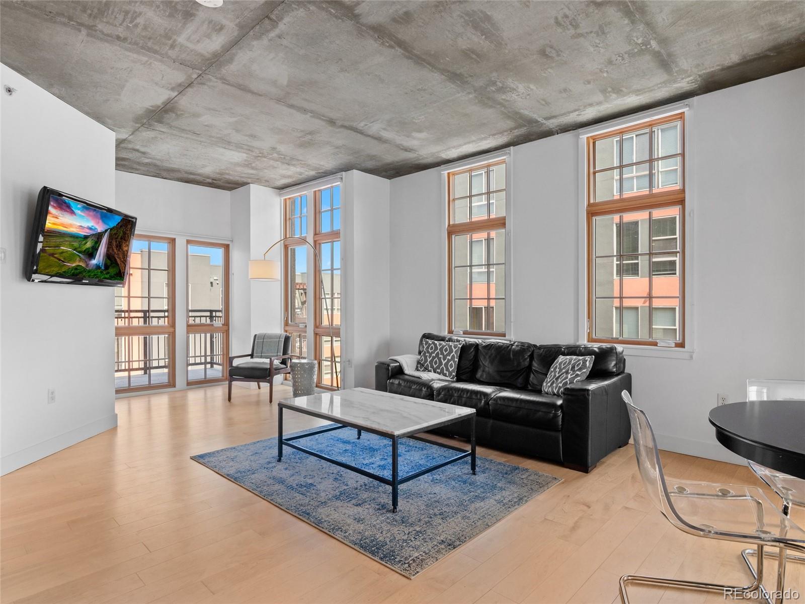 275 S Harrison Street 407