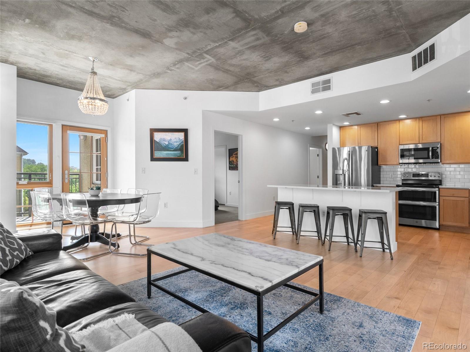 275 S Harrison Street 407