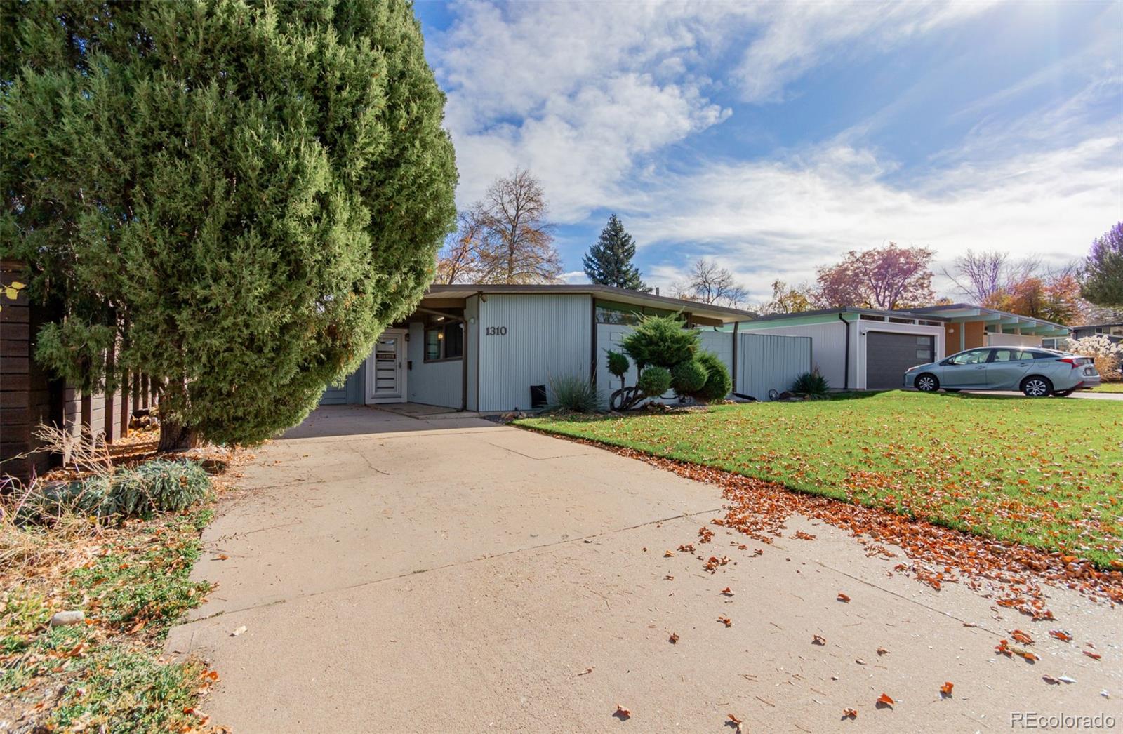 1310 S Dahlia Street