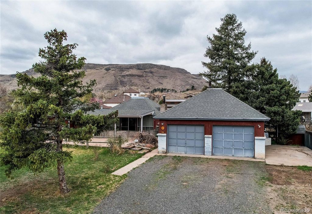 Photo of 16450 W 55th Avenue, Golden, CO 80403 (MLS # 7398409)