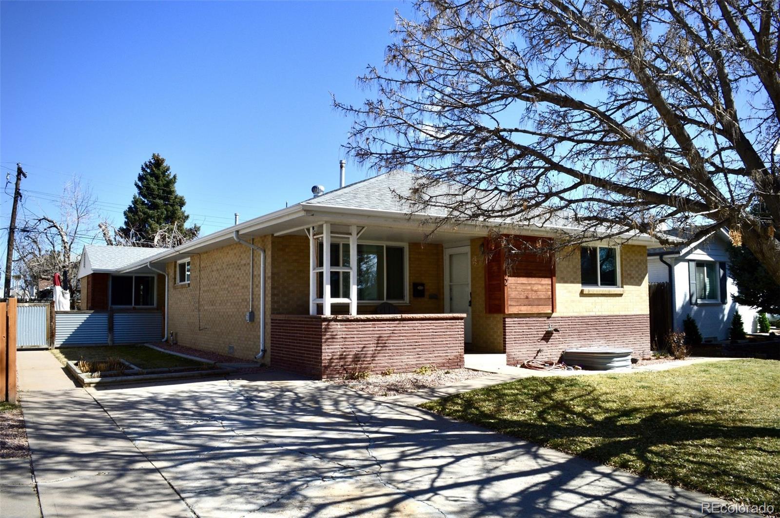 2200 S Cherry Street 2216