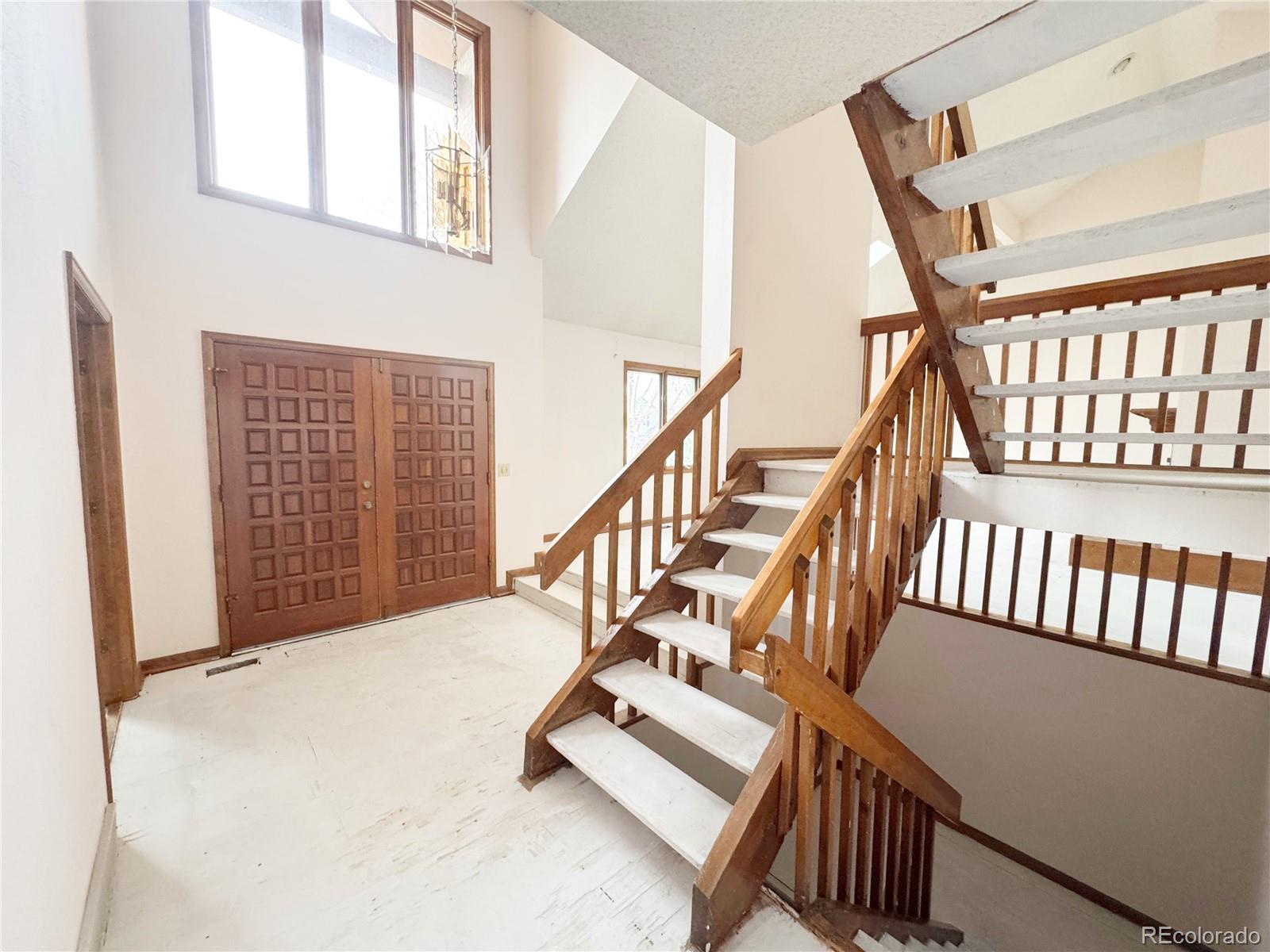 7706 S Madison Circle