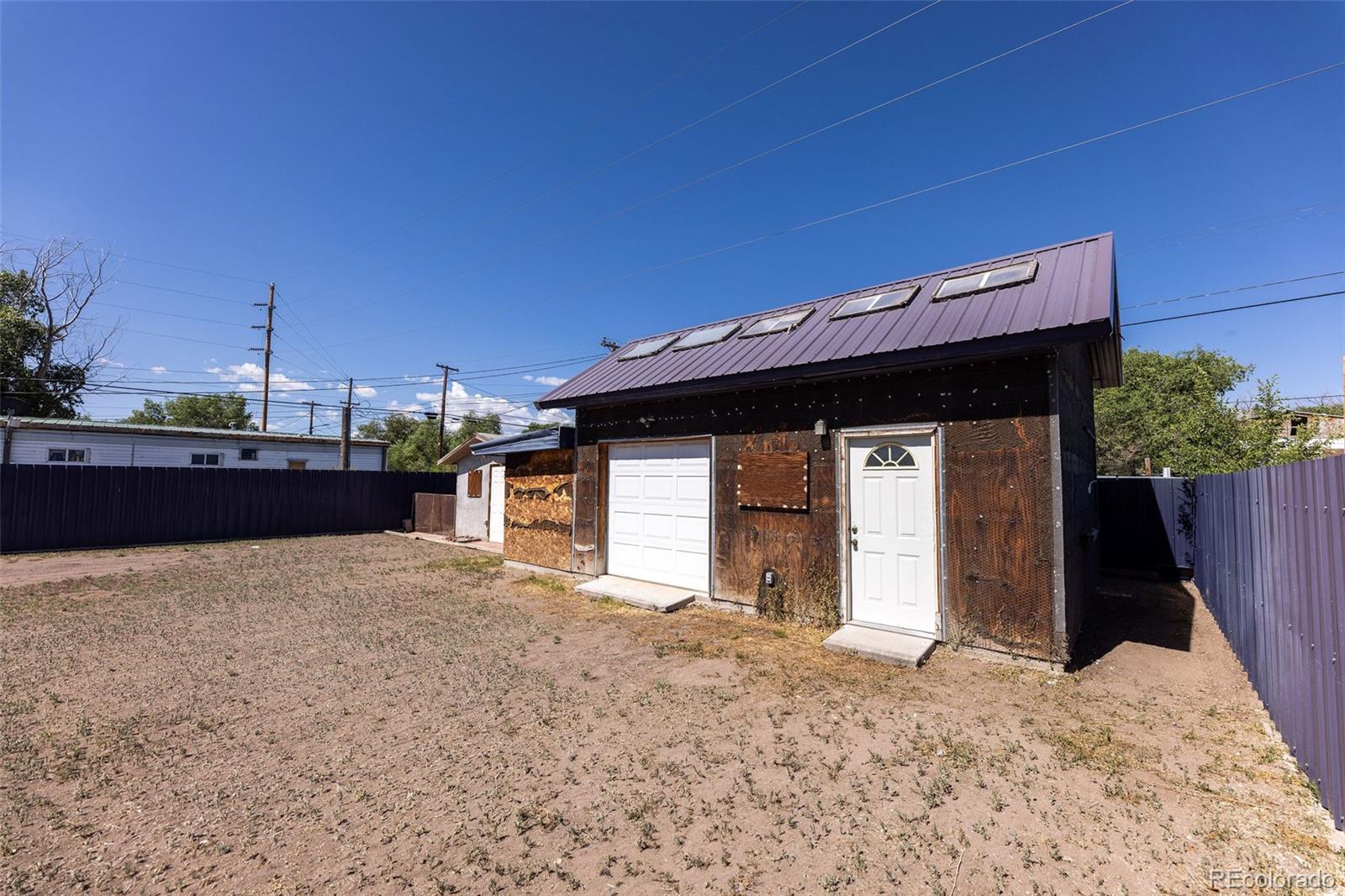 379 Sisneros Street