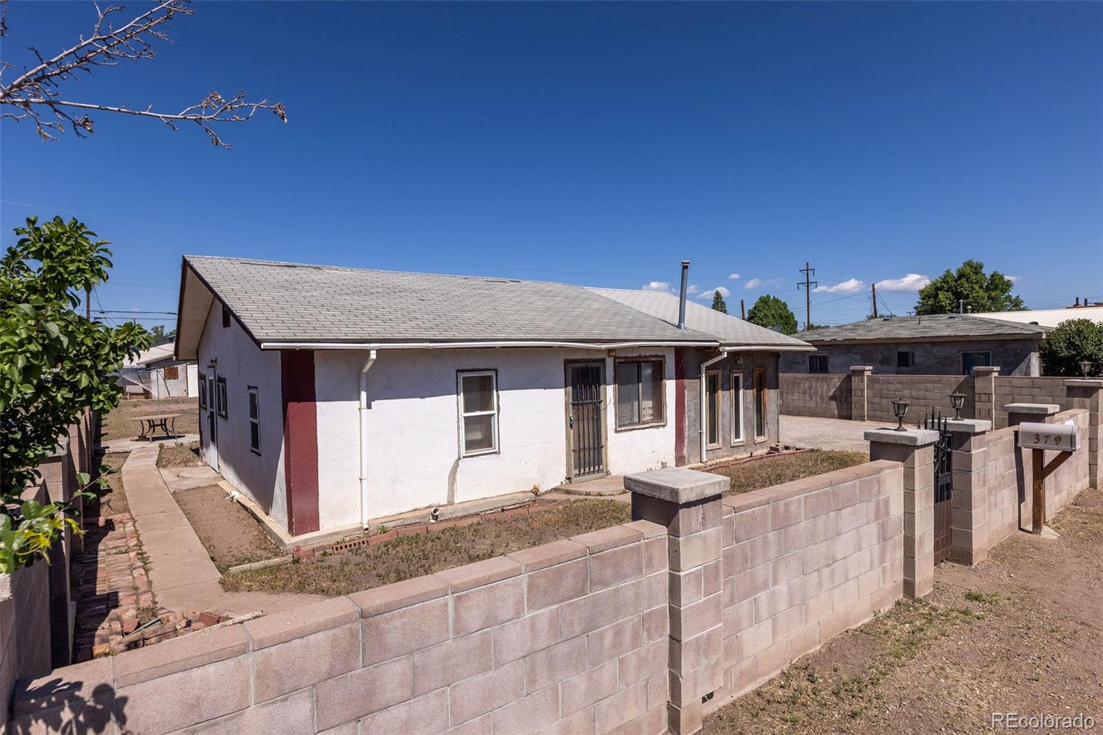379 Sisneros Street