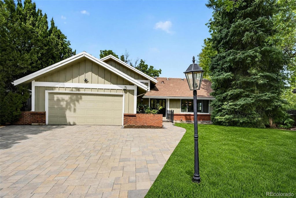 Photo of 6309 S Monaco Court, Centennial, CO 80111 (MLS # 5453011)