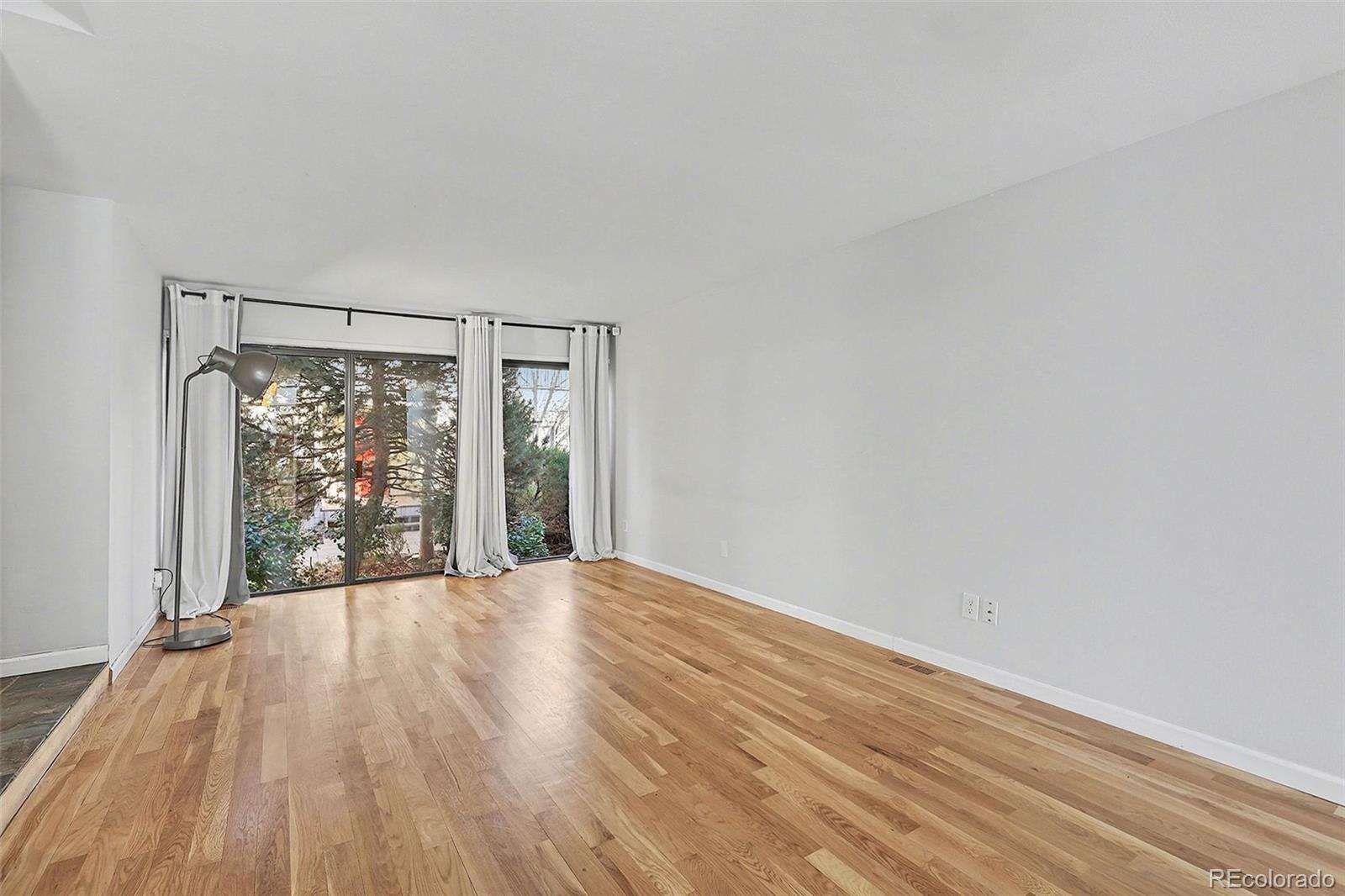 935 N Pennsylvania Street 10