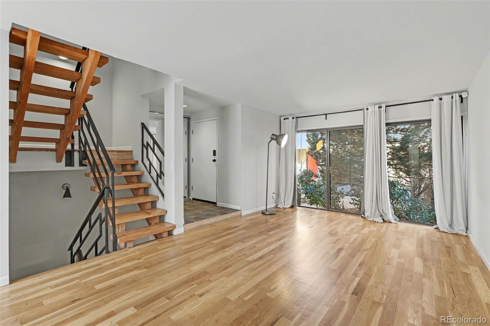 935 N Pennsylvania Street 10