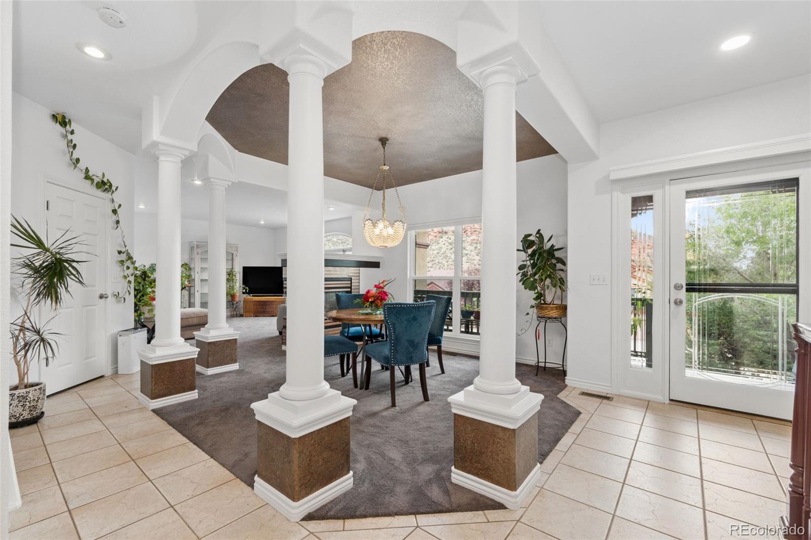 6 Eagle Nest Lane