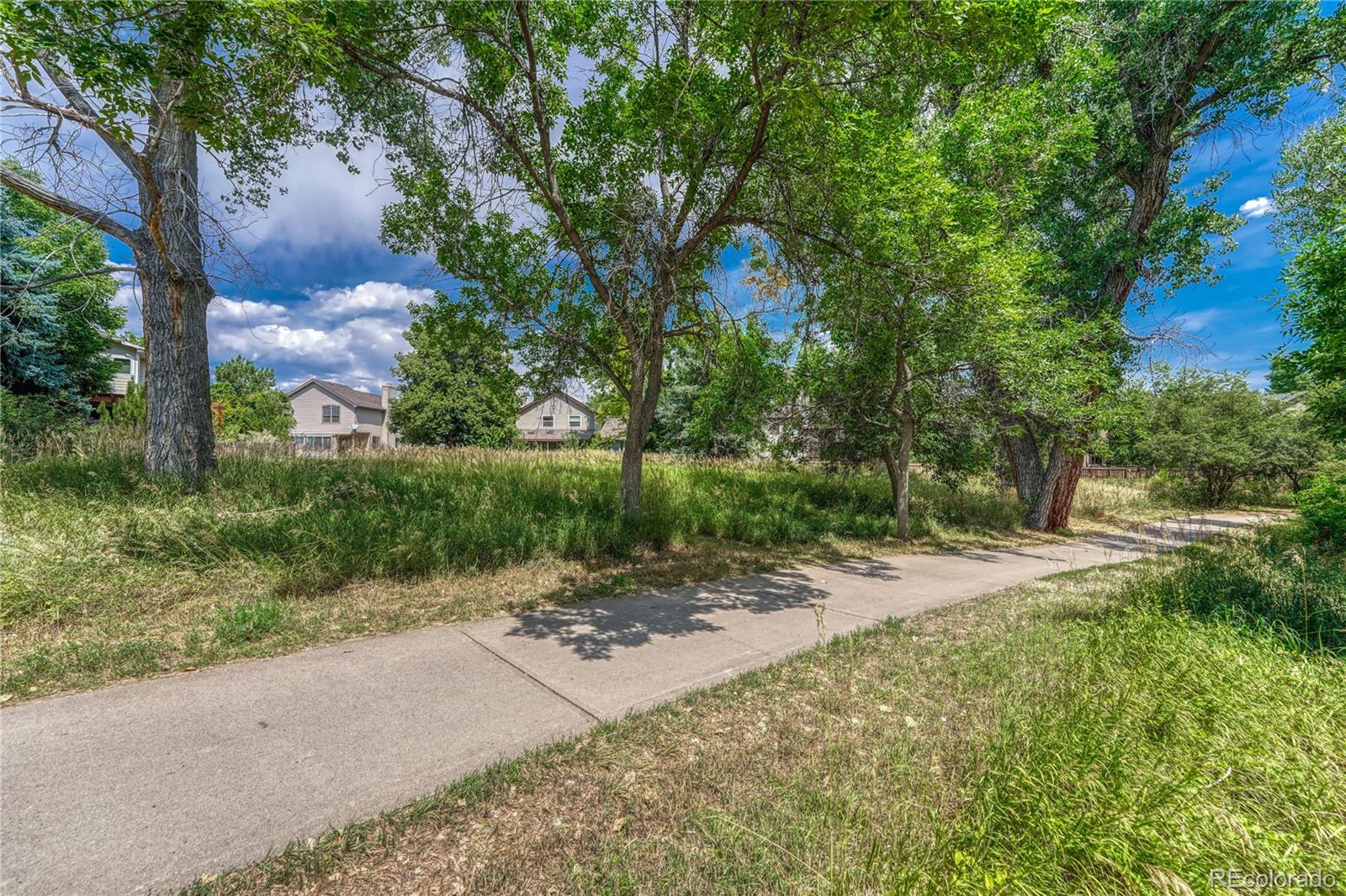 14318 W 69th Place
